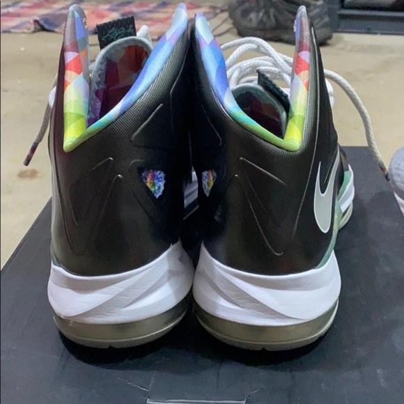 Lebron X 10 prism color way size 11 - Picture 3 of 6